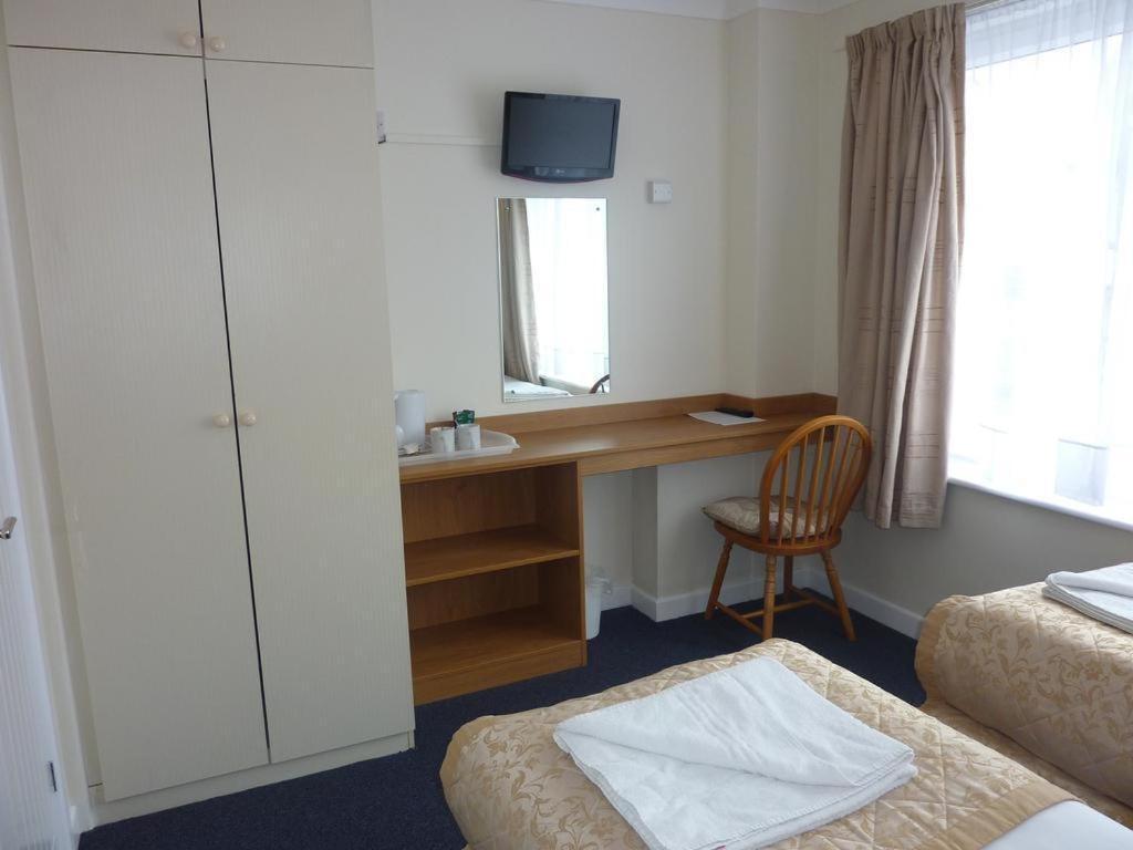 Standard Single Room