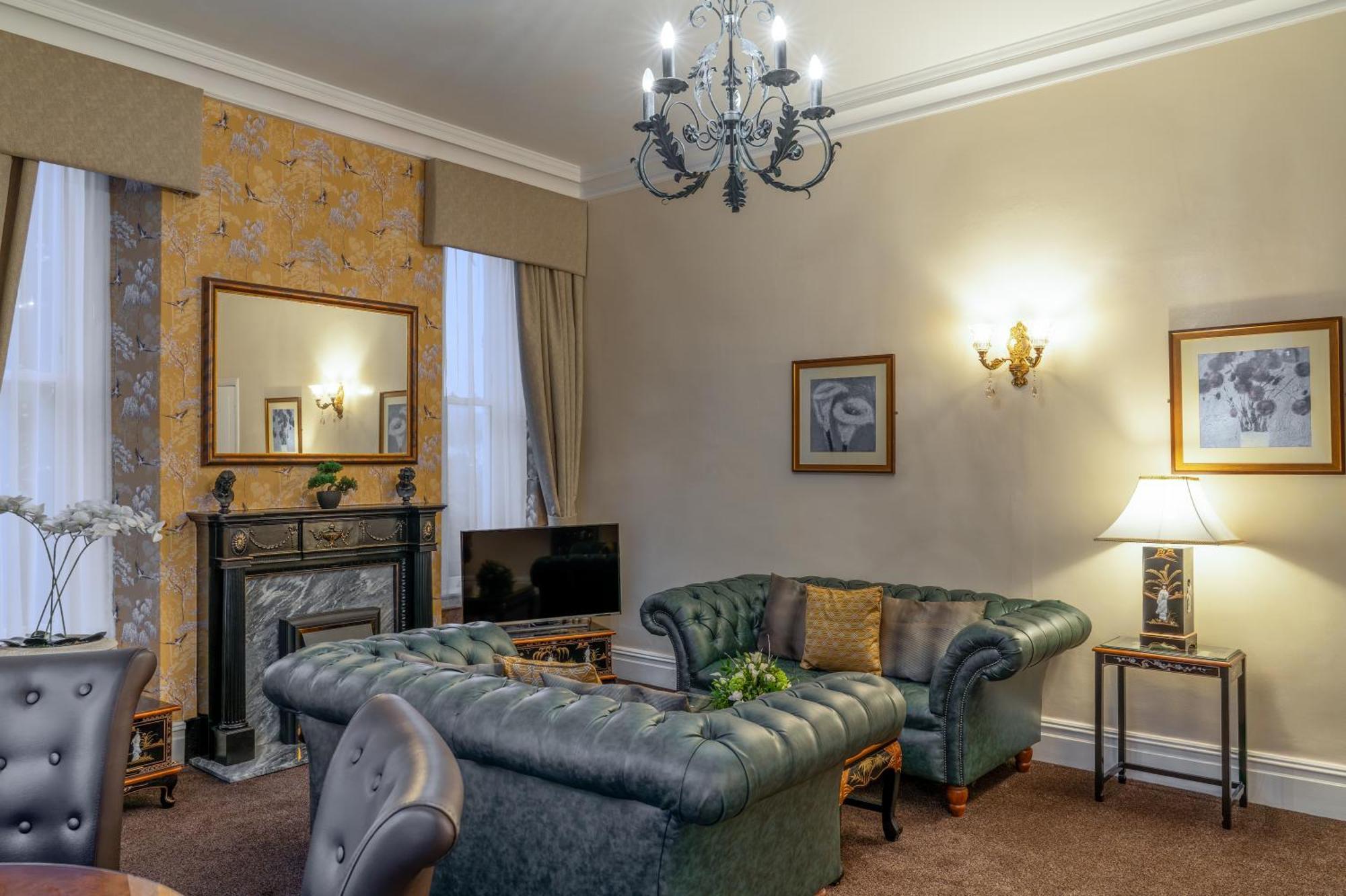 One-Bedroom Suite