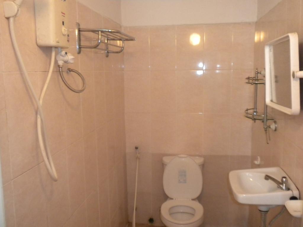 Basic Triple Room NO PETS