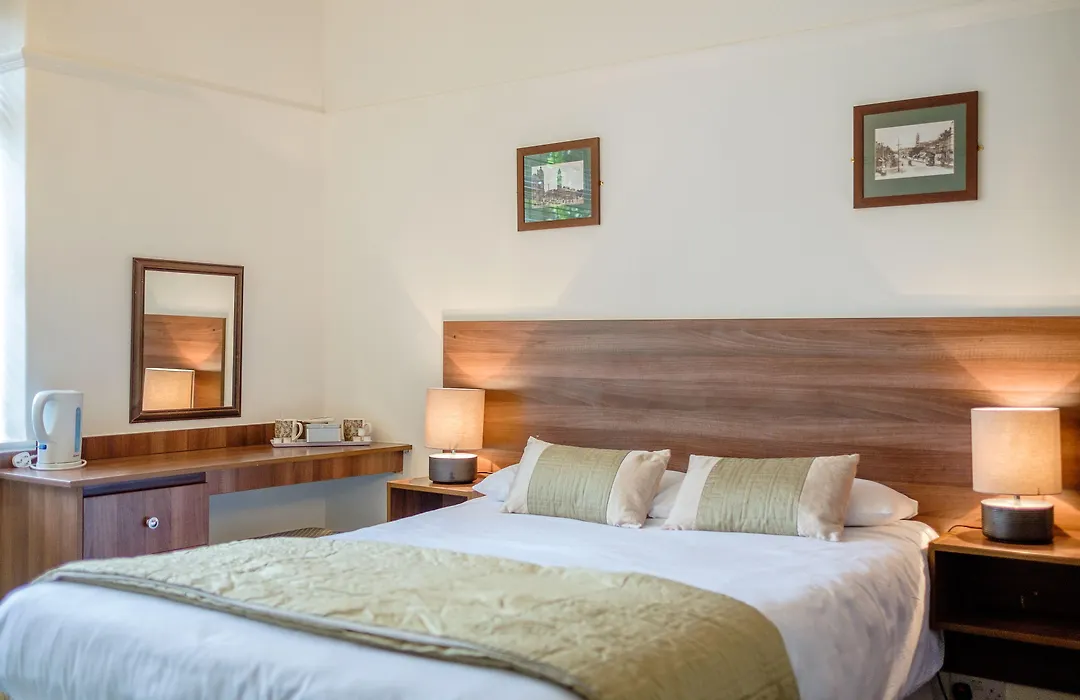Yenton Hotel-1
