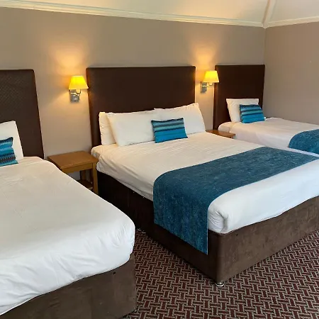Hinton Firs Hotel-3