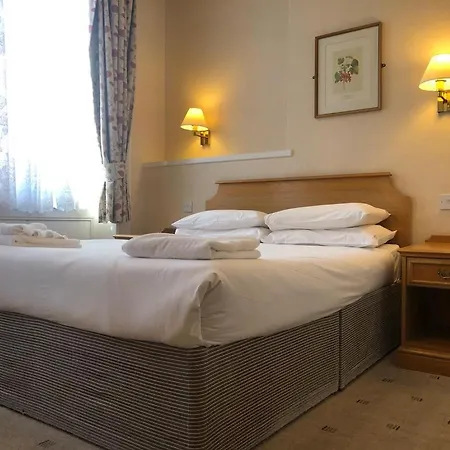 Hotel Capital-2