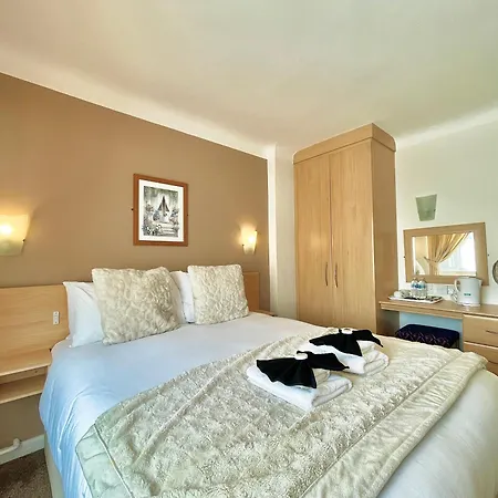 The Durley Grange-3
