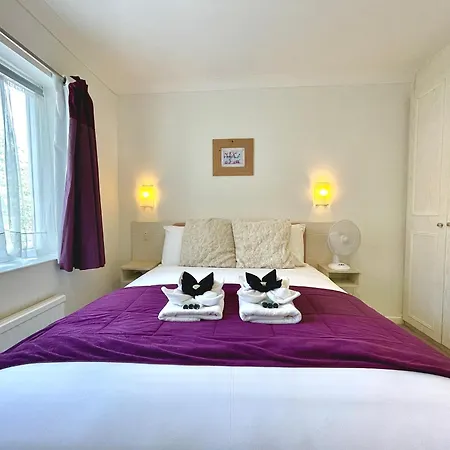 The Durley Grange-2