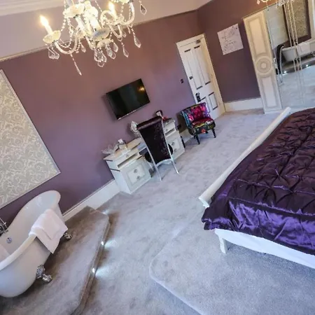 Derby Manor-2