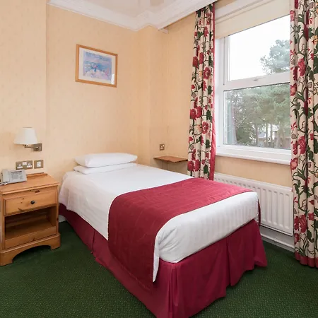 Elstead Hotel-2