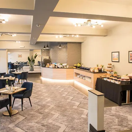 Park Inn By Radisson Bournemouth-3