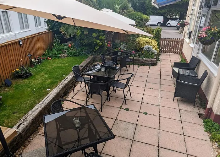 Bournemouth HotelsCecil Court