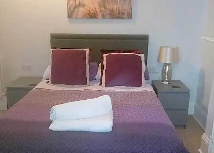 Lea Hurst B & B Bournemouth